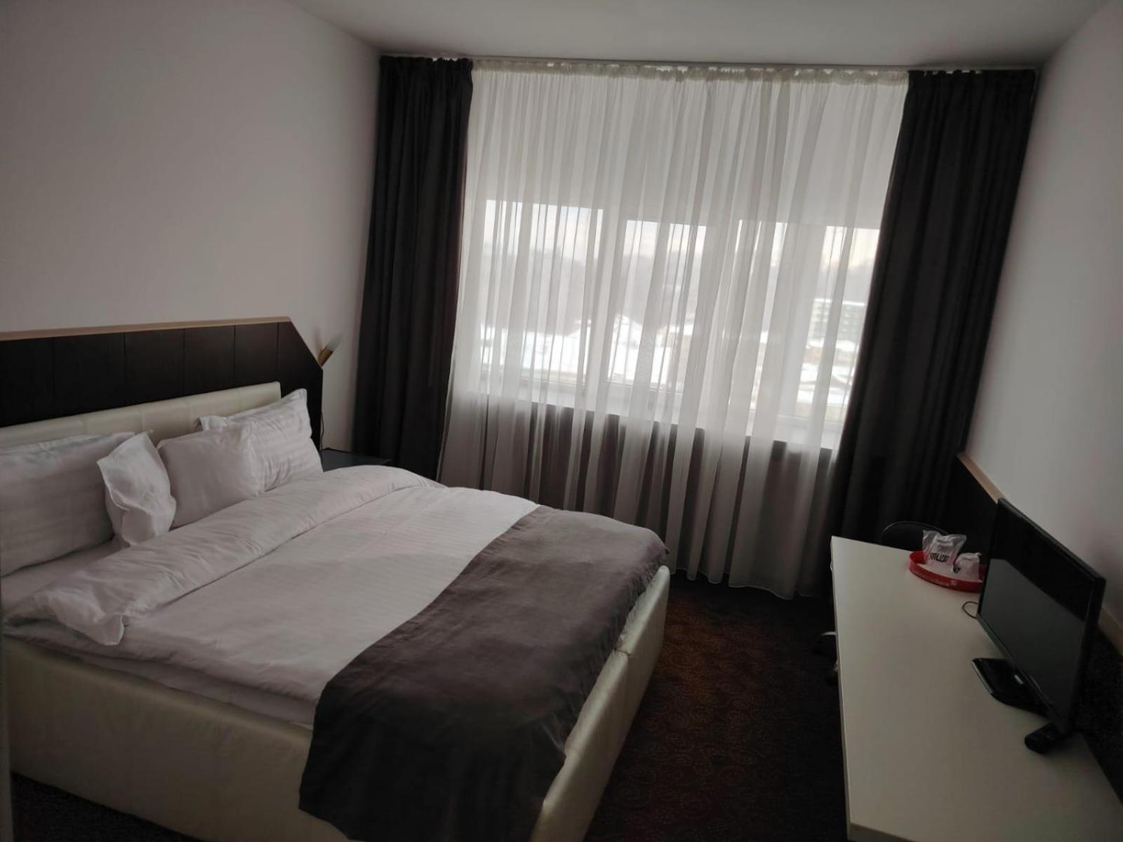 Hotel Bucovina Suceava Extérieur photo