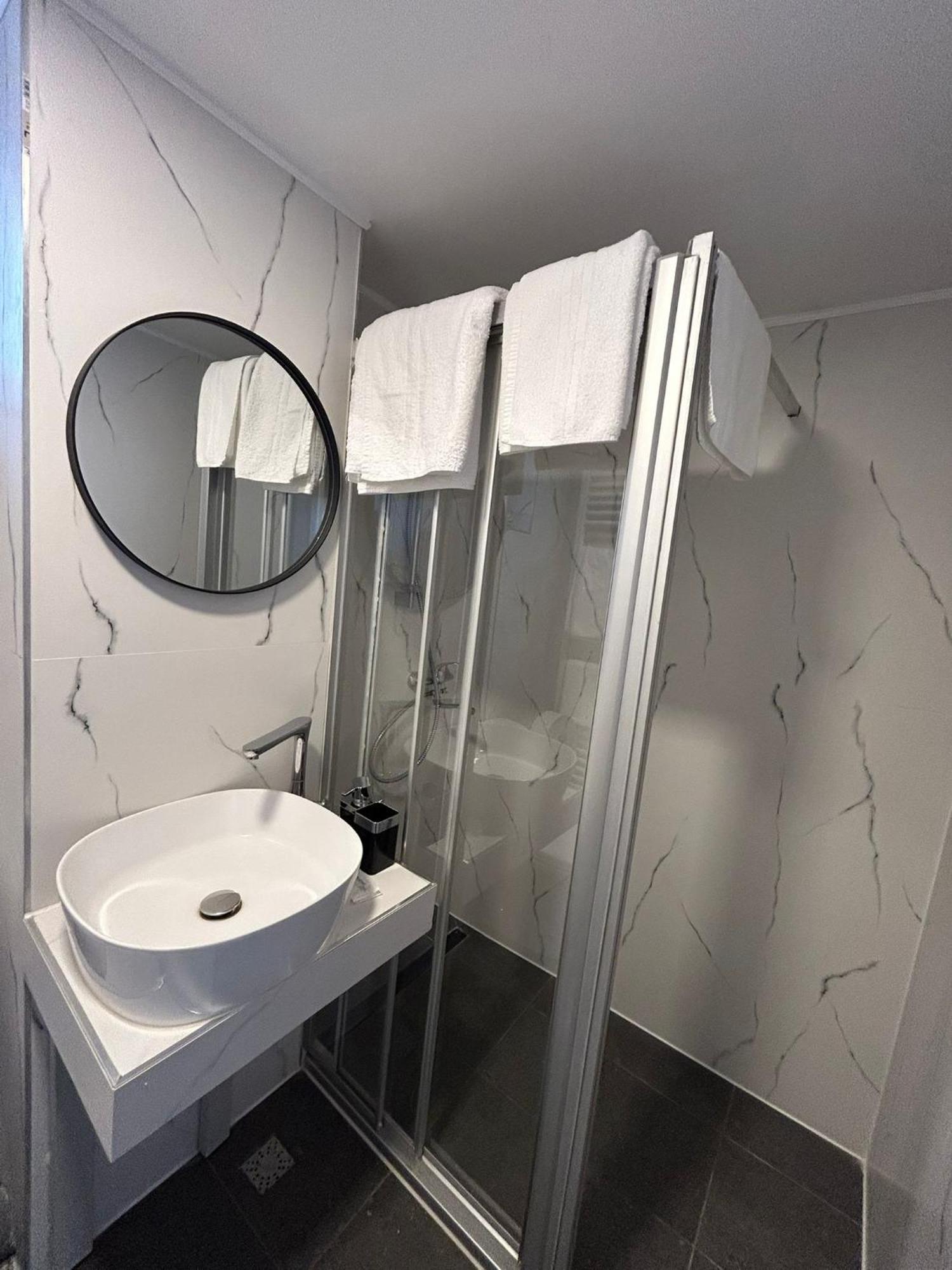 Hotel Bucovina Suceava Extérieur photo