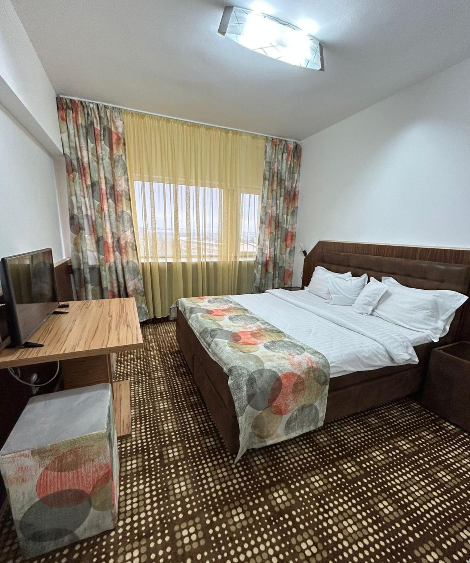 Hotel Bucovina Suceava Extérieur photo