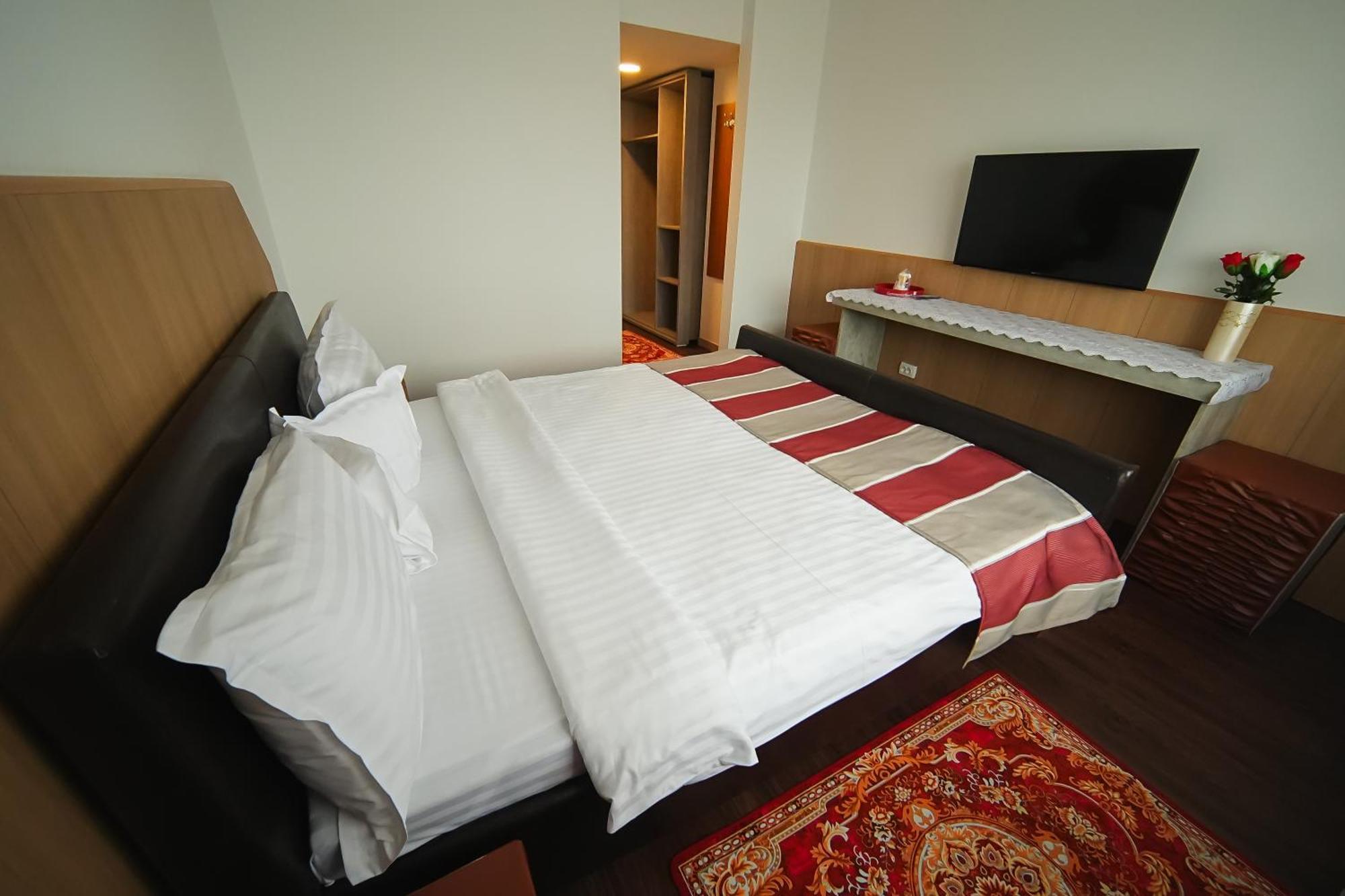 Hotel Bucovina Suceava Extérieur photo