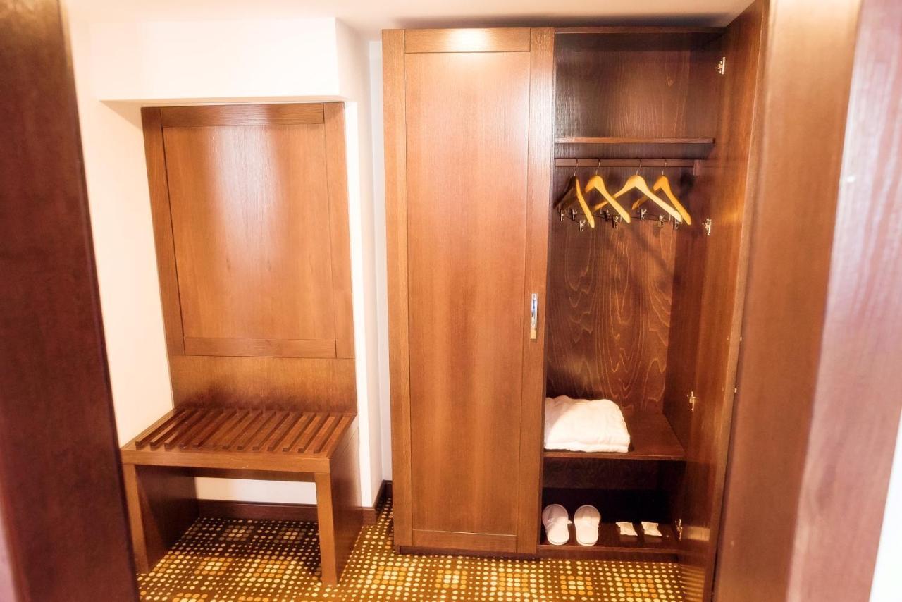 Hotel Bucovina Suceava Extérieur photo